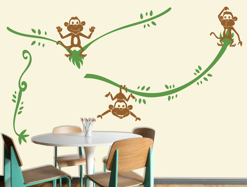 מדבקת קופים על ענף לחדרי ילדים