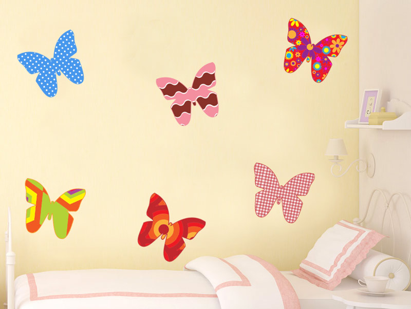 מדבקת קיר | פרפרים צבעוניים