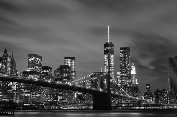 טפט גשר בניו יורק בשעות הערב המאוחרות