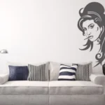 מדבקת קיר איימי ויינהאוס | StickDecor