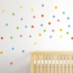 נקודות צבעוניות לקיר | StickDecor