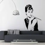 אודרי הפבורן | StickDecor