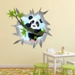 פנדה מתוך הקיר | StickDecor