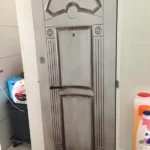 טפט לדלת בעיצוב קלאסי | StickDecor