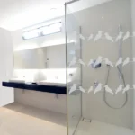 מדבקה חלבית של ציפורים על חוט תיל | StickDecor