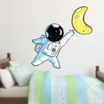 אסטרונאוט חמוד מגיע לירח | StickDecor