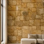 טפט קיר לבנים במראה כפרי על קיר בסלון עם ספה חומה ושולחן קפה מעץ בהיר.